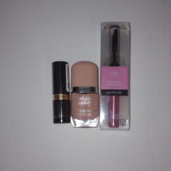 🆕💄💅🏽REVLON Makeup Bundle -  2 Lip Colors And 1 Nail Polish - Picture 1 of 7
